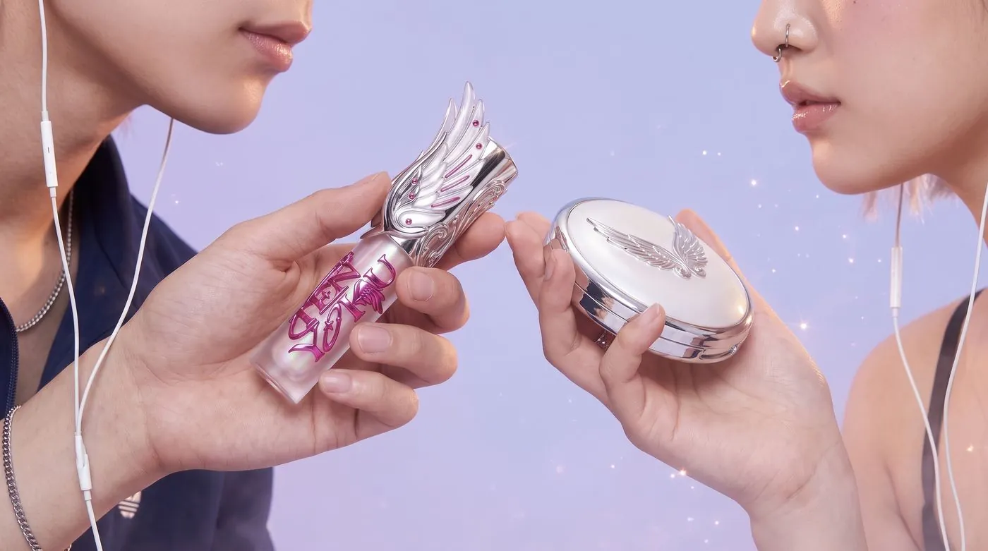 hands holding TENYOKU cosmetic products
